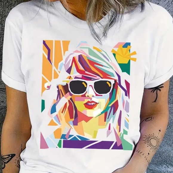 Tops - Taylor Swift Graphic T-Shirt